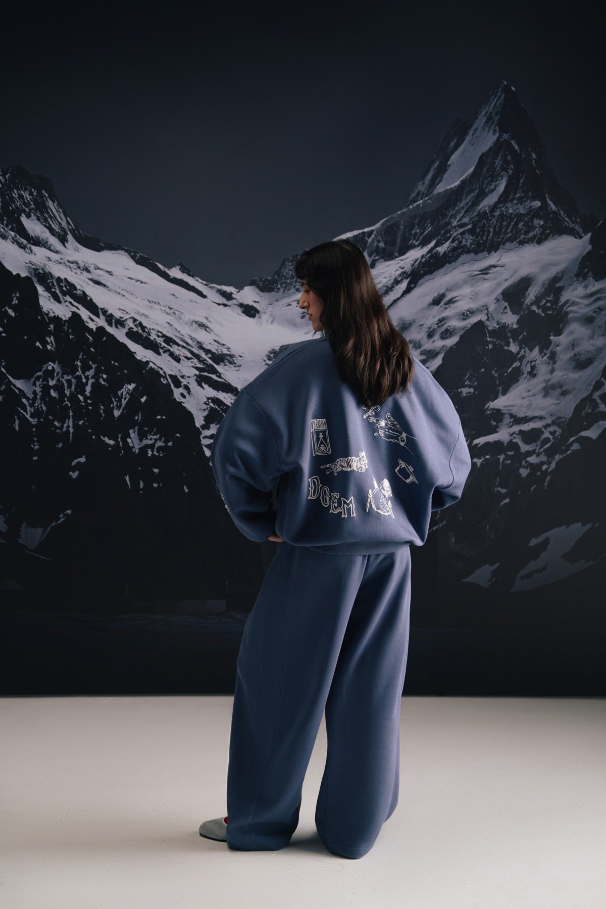 Sketches of motion - Unisex